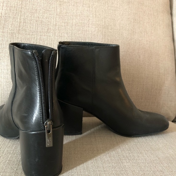Stuart Weizman leather boots, low block heel, good condition, 6.5 - Picture 4 of 6
